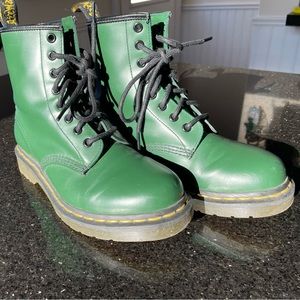 Dr Martens green size 6 ladies